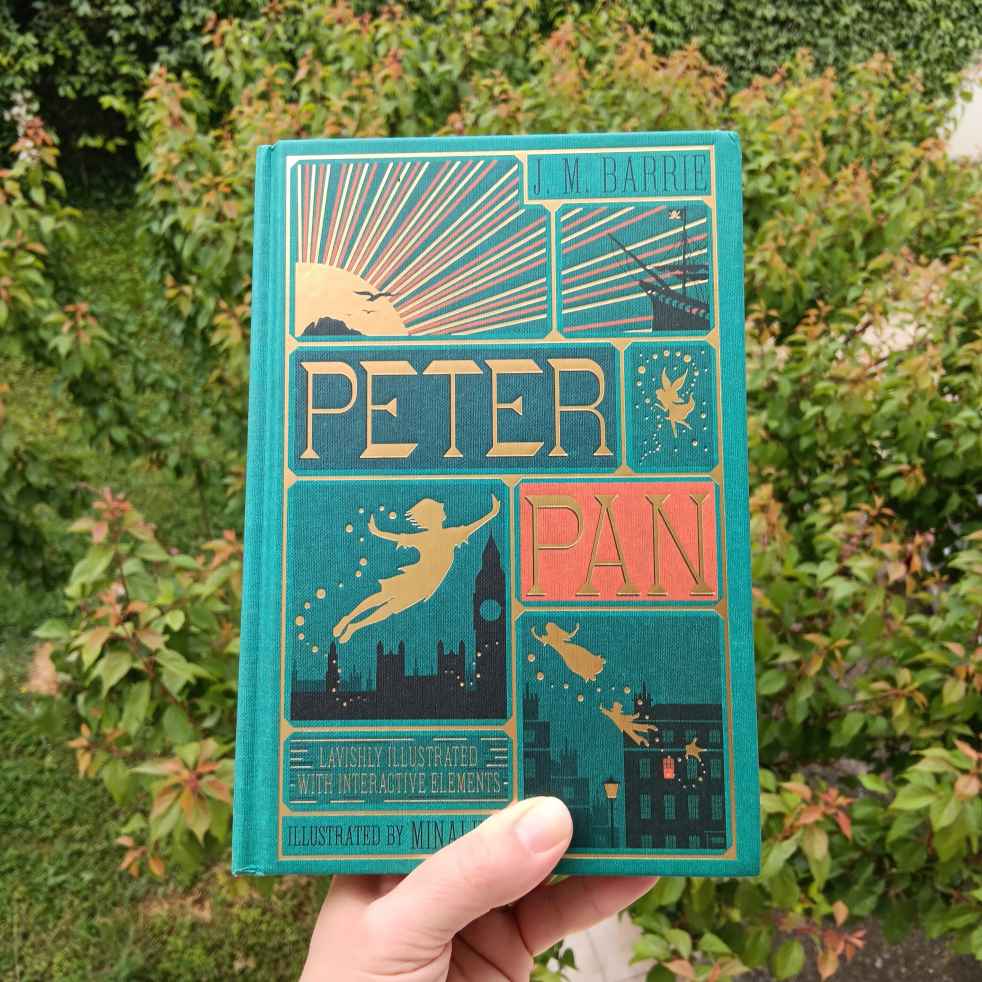 Photo du roman Peter Pan de J. M. Barrie sur le blog d'Isa Pernot Aujourd'hui je m'aime
